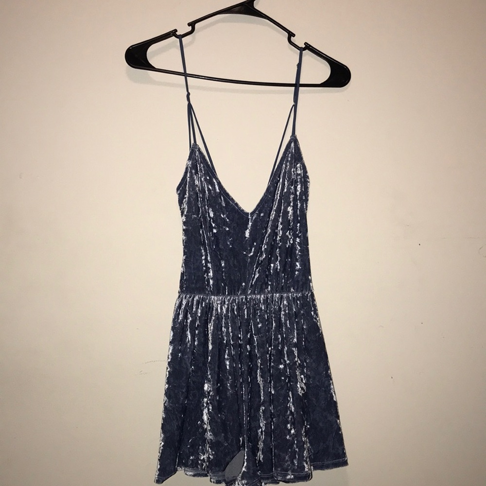 pacsun velvet romper